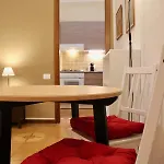 Gli Artisti & Apartment *